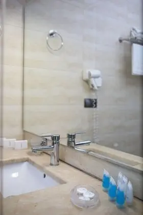 Standard Tek Büyük Yataklı Oda, Şehir Manzaralı