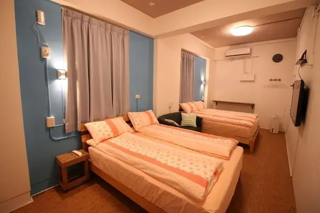 Dört Kişilik Oda, 2 Çift Kişilik Yatak, Ortak Banyo