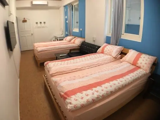 Dört Kişilik Oda, 2 Çift Kişilik Yatak, Ortak Banyo