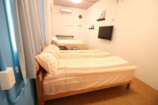 Dört Kişilik Oda, 2 Çift Kişilik Yatak, Ortak Banyo