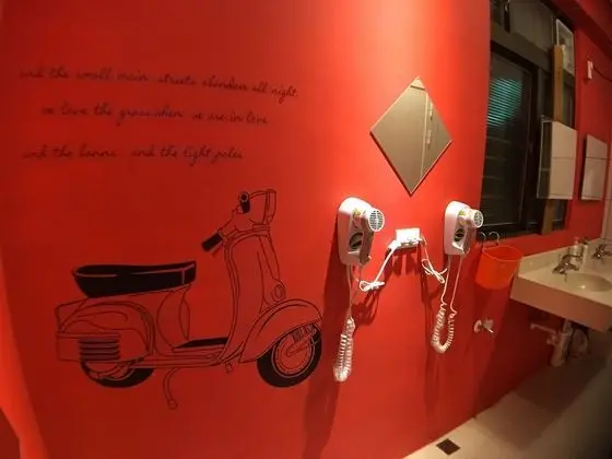 Dört Kişilik Oda, 2 Çift Kişilik Yatak, Ortak Banyo