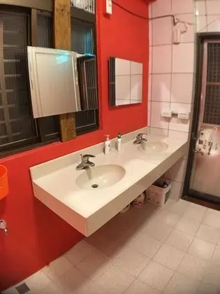 Family Dört Kişilik Oda, Ortak Banyo