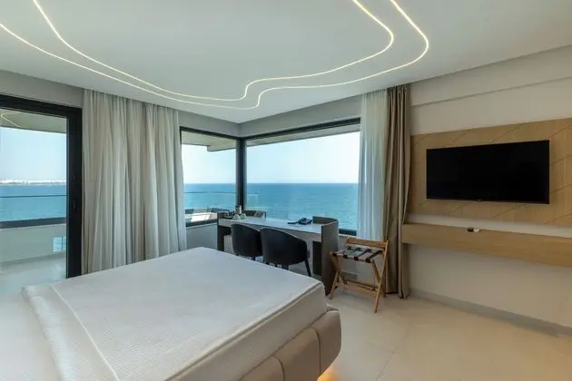 Deluxe Double Deniz Manzaralı Oda