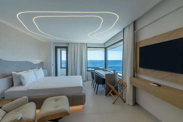 Deluxe Double Deniz Manzaralı Oda