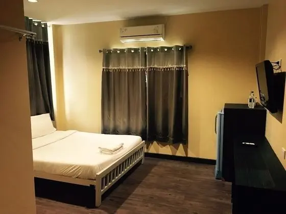Standard Tek Büyük Yataklı Oda