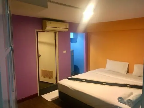 Standard Tek Büyük Yataklı Oda