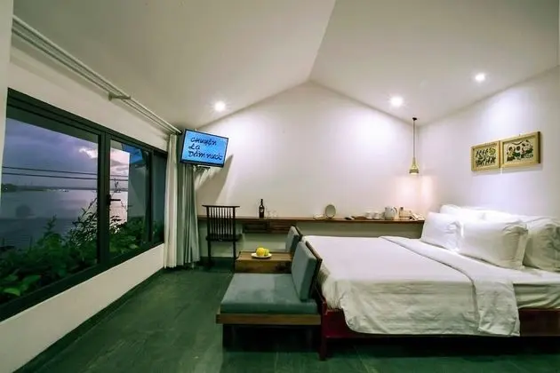 Deluxe Tek Büyük Yataklı Oda, Nehir Manzaralı