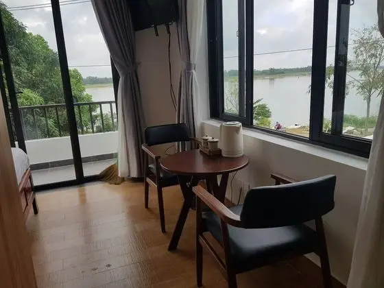 Superior Tek Büyük Yataklı Oda, Nehir Manzaralı