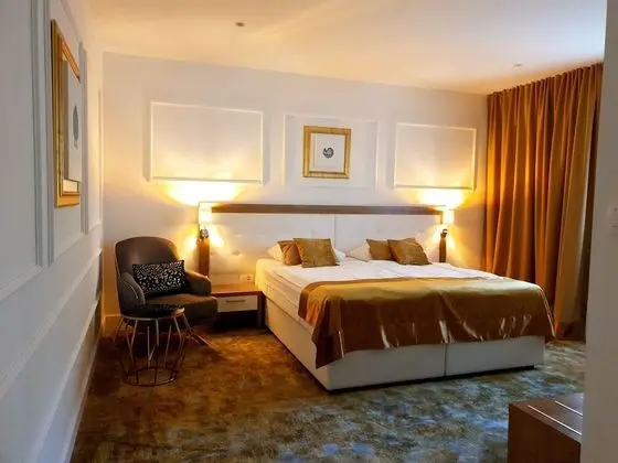 Comfort Tek Büyük veya İki Ayrı Yataklı Oda