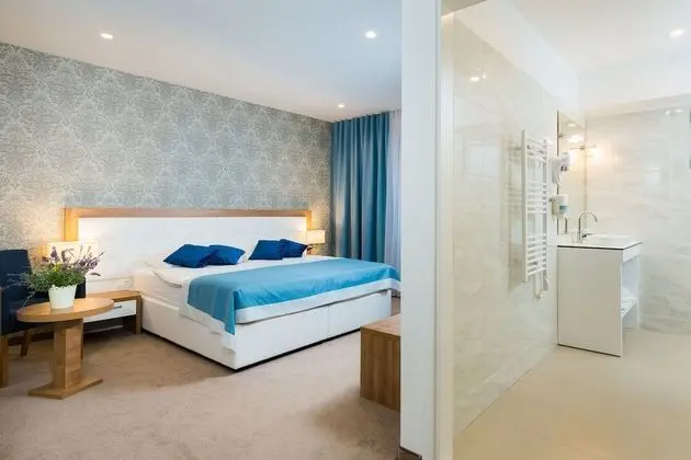 Comfort Tek Büyük veya İki Ayrı Yataklı Oda
