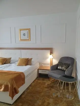 Comfort Tek Büyük veya İki Ayrı Yataklı Oda