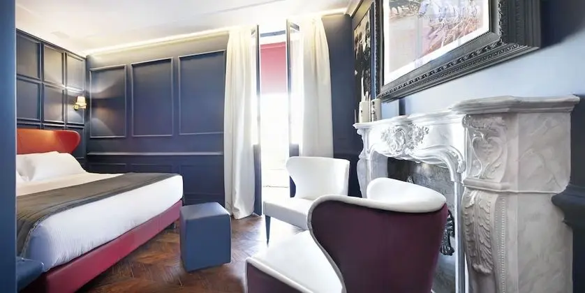 Deluxe Tek Büyük Yataklı Oda