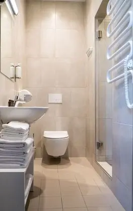 Standard Dört Kişilik Oda