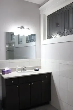Tek Büyük Yataklı Oda, Özel Banyo (Room One & Seven)