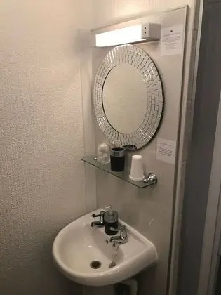 Superior Tek Büyük veya İki Ayrı Yataklı Oda