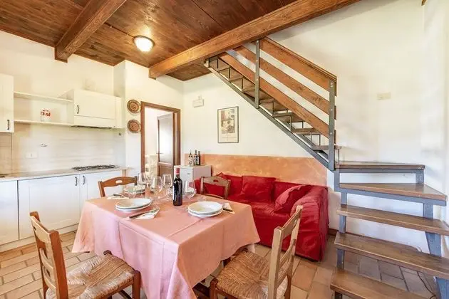 Family Apart Daire, Birden Çok Yatak, Bahçeli (Cornflower apt with shared pool)