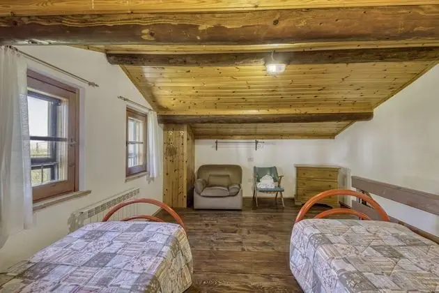 Family Apart Daire, Birden Çok Yatak, Bahçeli (Cornflower apt with shared pool)