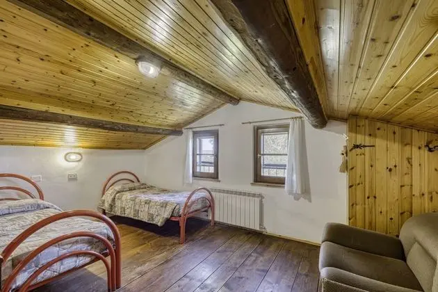 Family Apart Daire, Birden Çok Yatak, Bahçeli (Cornflower apt with shared pool)