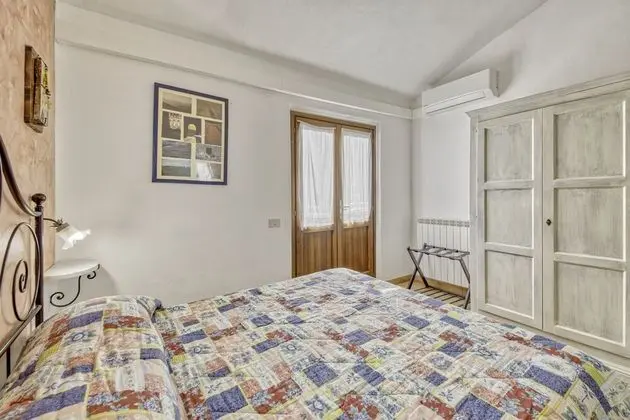 Family Apart Daire, Birden Çok Yatak, Bahçeli (Cornflower apt with shared pool)