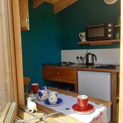 Kır Evi, 1 Büyük (Queen) Boy Yatak