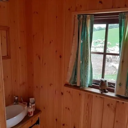 Kır Evi, 1 Büyük (Queen) Boy Yatak