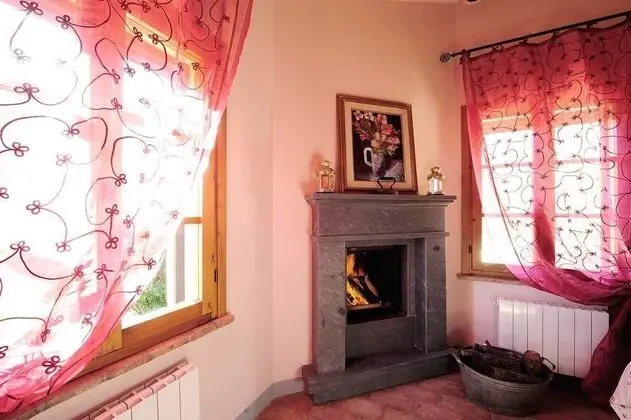 Standard Tek Büyük Yataklı Oda, Ortak Banyo, Bahçe Manzaralı (Corniolo)