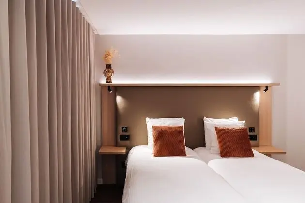 Deluxe Tek Büyük veya İki Ayrı Yataklı Oda