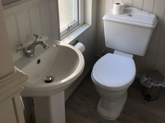 Premium Tek Büyük Yataklı Oda, Banyolu/Duşlu