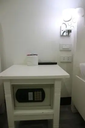 Tek Büyük Yataklı Oda, 1 Çift Kişilik Yatak