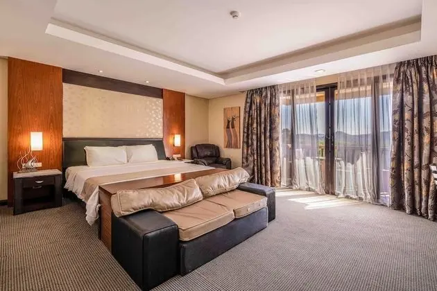 Premium Tek Büyük veya İki Ayrı Yataklı Oda, 1 Yatak Odası, Havuz Manzaralı