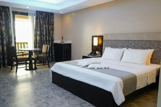 Premium Tek Büyük veya İki Ayrı Yataklı Oda, 1 Yatak Odası, Havuz Manzaralı