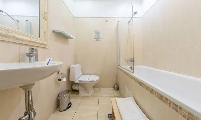 Standard Tek Büyük Yataklı Oda