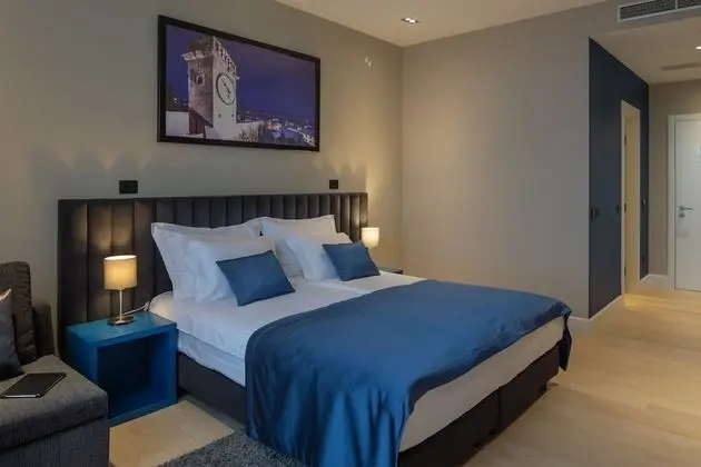 Tek Büyük veya İki Ayrı Yataklı Oda