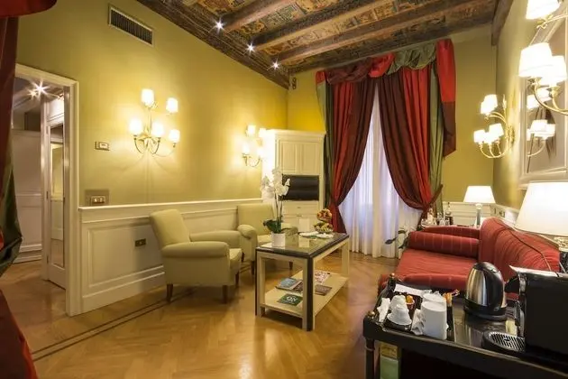 Deluxe Süit, 2 Yatak Odası, Engellilere Uygun, Sigara İçilebilir