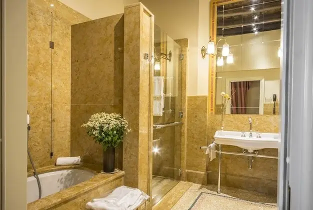 Deluxe Süit, 2 Yatak Odası, Engellilere Uygun, Sigara İçilebilir