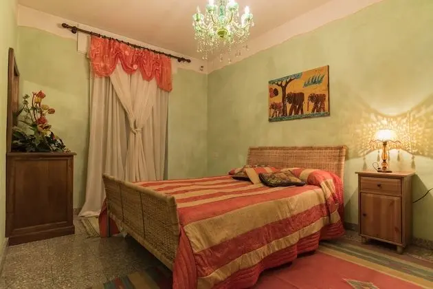 Classic Tek Büyük Yataklı Oda