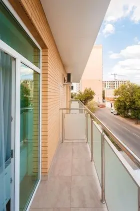 Business Tek Büyük Yataklı Oda