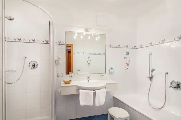 Superior Tek Büyük Yataklı Oda, 1 Çift Kişilik Yatak, Balkon (Selenite)