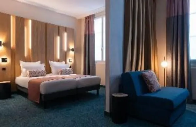 JUNIOR SUITE