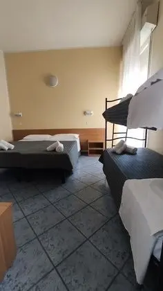 Dört Kişilik Oda