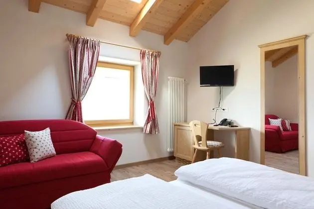 Deluxe Üç Kişilik Oda