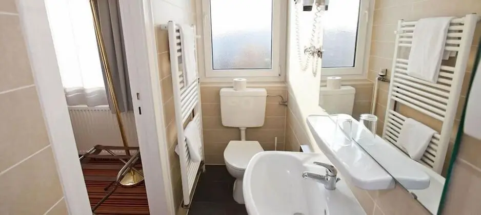 Comfort Tek Büyük Yataklı Oda