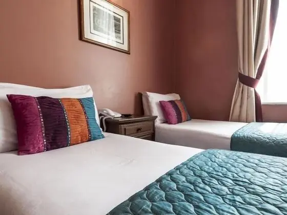 Standard Tek Büyük veya İki Ayrı Yataklı Oda