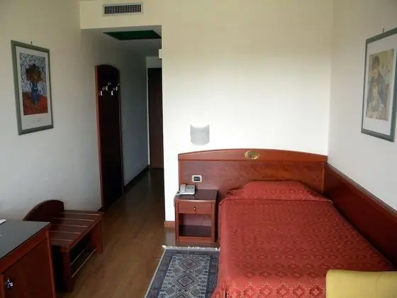 Tek Kişilik Oda