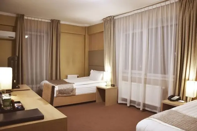 İki Ayrı Yataklı Oda