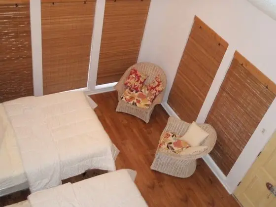 Beachwalk House - Sleeps 10