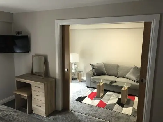 Deluxe Tek Büyük Yataklı Oda