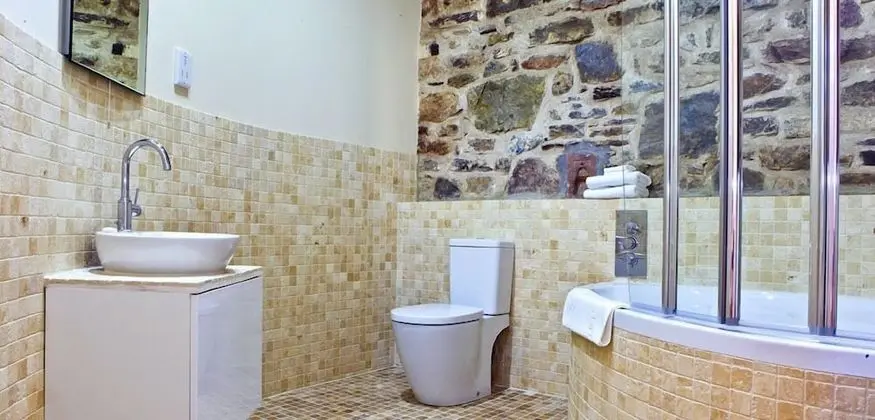 Luxury Tek Büyük Yataklı Oda, 1 En Büyük (King) Boy Yatak, Avlu Manzaralı (Stables)