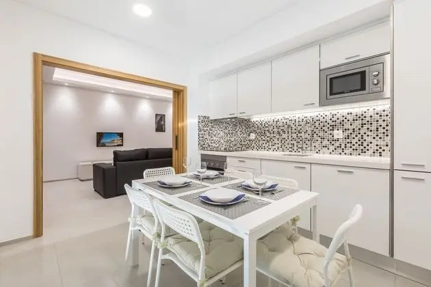 Apart Daire, 2 Yatak Odası, Balkon