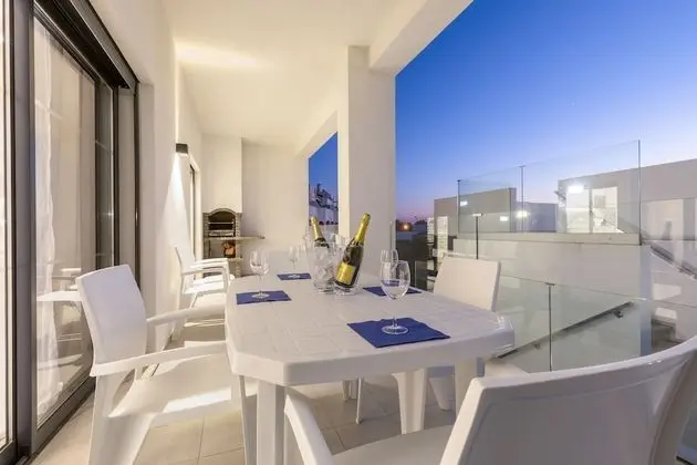 Apart Daire, 2 Yatak Odası, Balkon